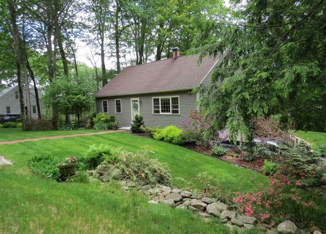 Property at 532 Black Brook Rd, Goffstown, NH 03045, 4 beds, 1.5 baths