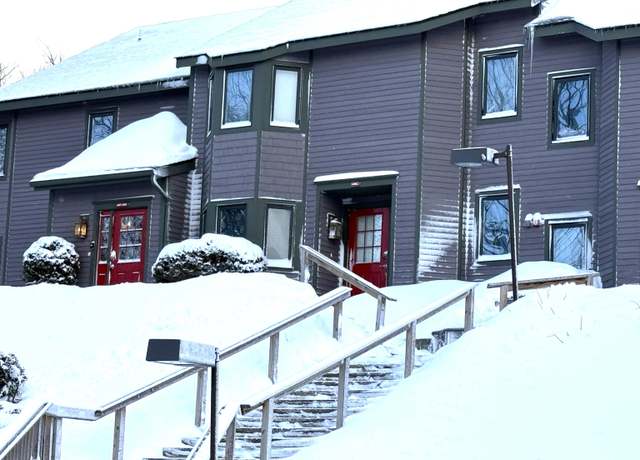 Property at 334 Slopeside Rd #4002, Jay, VT 05859, 2 beds, 1 bath