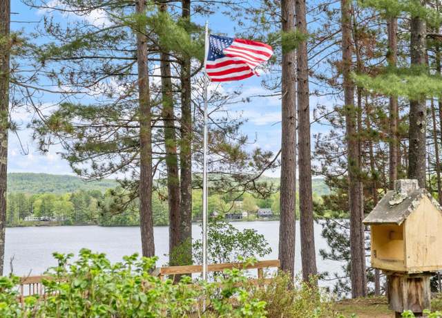 Property at 34 Winter Hill Ln, Andover, NH 03216, 2 beds, 1.5 baths