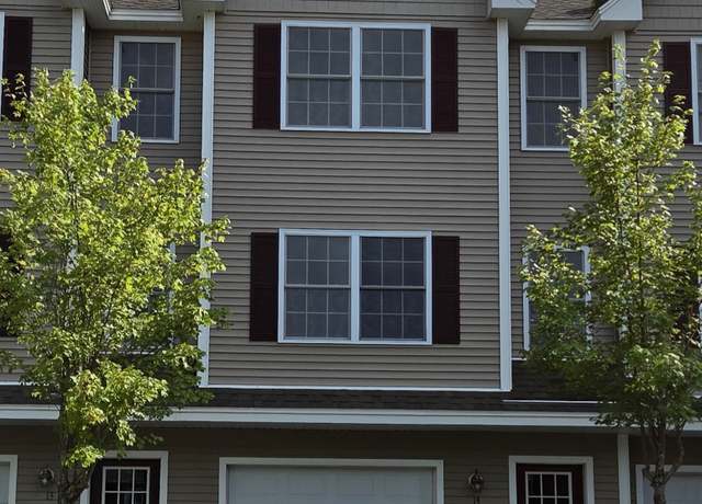 Property at 14 Split Rock Dr, Rochester, NH 03839, 2 beds, 1.5 baths