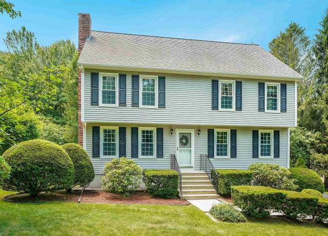 Property at 7 Jay Dr, Londonderry, NH 03053, 4 beds, 2.5 baths