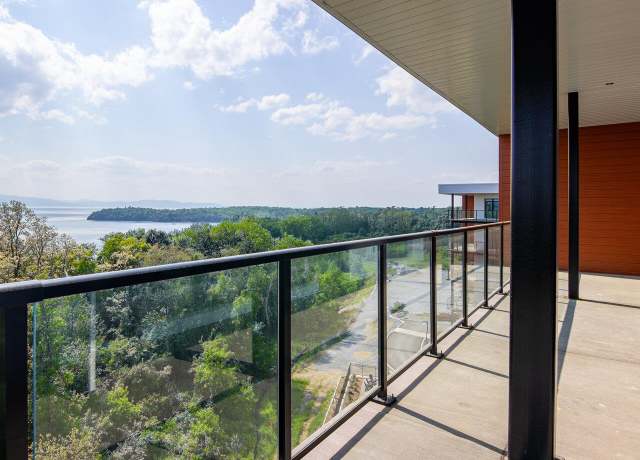 Property at 125 Cambrian Way #605, Burlington, VT 05401, 2 beds, 2 baths