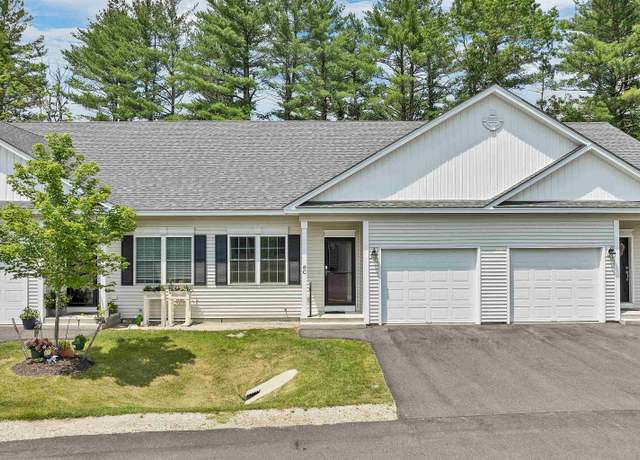 Property at 8C Villa Ln, Goffstown, NH 03045, 2 beds, 1 bath