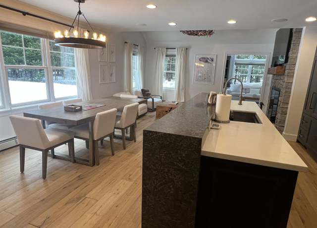 Property at 115 E Village Cir, Wilmington, VT 05363, 4 beds, 3.5 baths