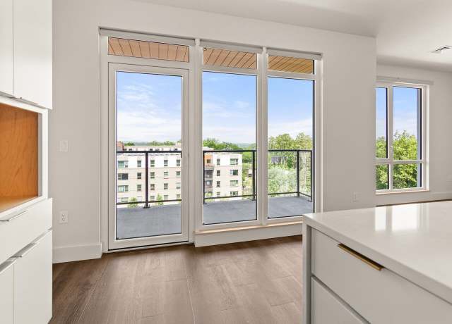 Property at 125 Cambrian Way #606, Burlington, VT 05401, 1 bed, 1 bath
