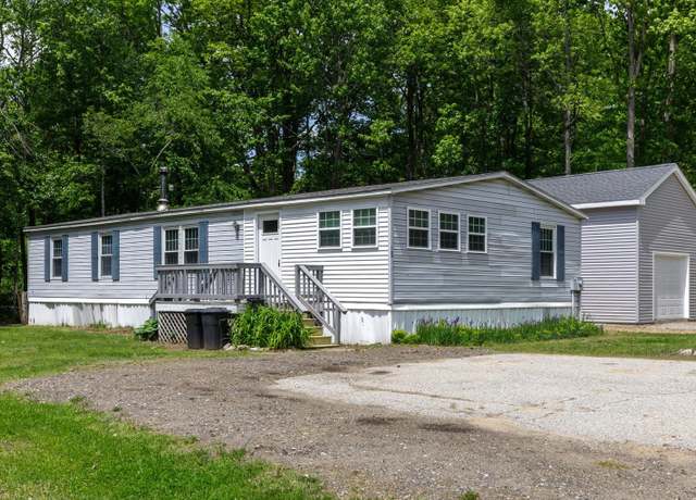 Property at 160 Redwood Dr, Loudon, NH 03307, 4 beds, 2 baths
