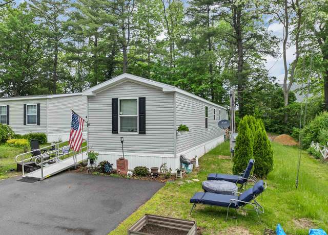 Property at 15 Courtesy Ave, Belmont, NH 03220, 2 beds, 2 baths