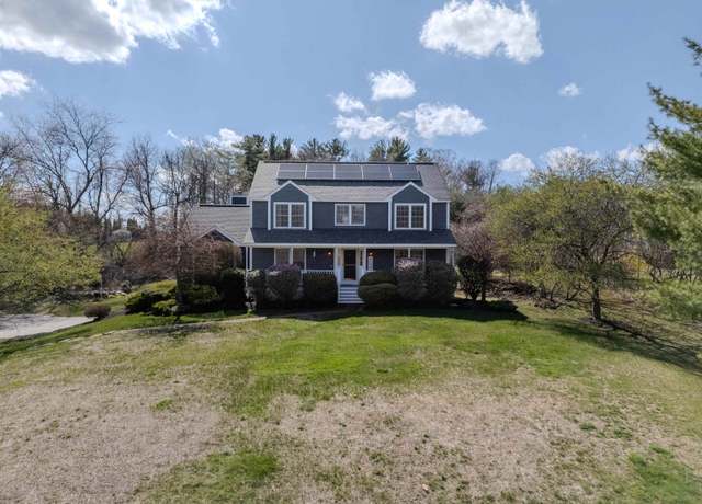 Property at 85 High Range Rd, Londonderry, NH 03053, 4 beds, 2.5 baths