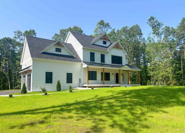 Property at 286 South Rd, Brentwood, NH 03833, 4 beds, 2.5 baths