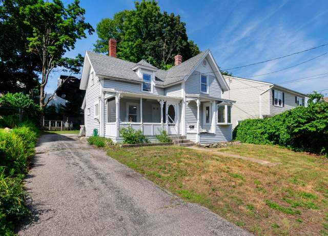 Property at 522 Central St, Manchester, NH 03103, 2 beds, 1.5 baths