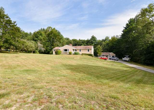 Property at 8 moharimet Dr, Madbury, NH 03823-7515, 4 beds, 3 baths