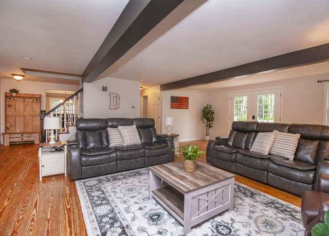 Property at 96 Pond View Dr, Auburn, NH 03032, 3 beds, 2.5 baths