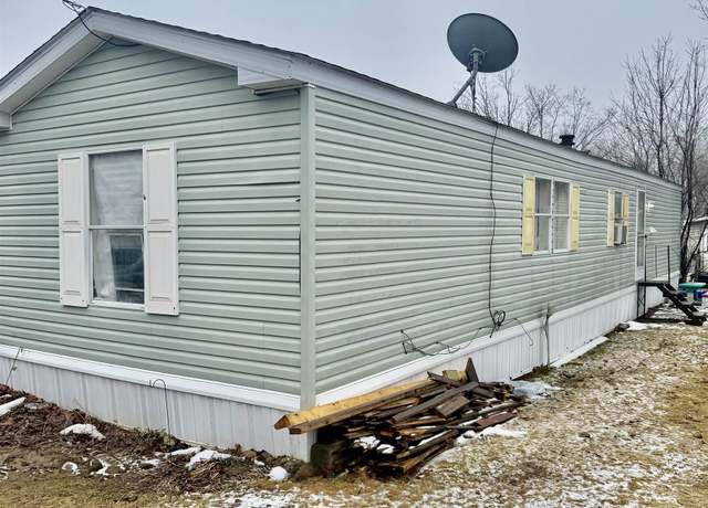 Property at 7 Cherry St, Belmont, NH 03220, 2 beds, 1 bath