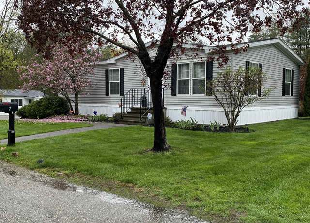 Property at 7 Sir Lancelot Dr, Exeter, NH 03833, 2 beds, 2 baths