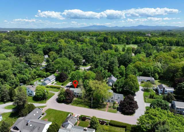 Property at 162 Crescent Rd, Burlington, VT 05401, 4 beds, 1.5 baths