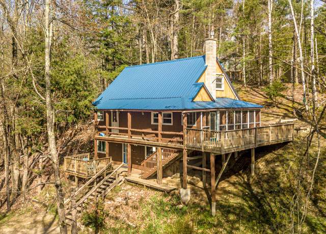 Property at 293 Thompson Rd, Conway, NH 03860, 5 beds, 3 baths