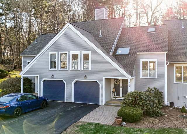 Property at 29 Goldfinch Ln, Nashua, NH 03062, 2 beds, 2 baths