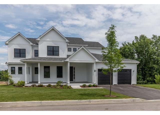 Property at 51 Barn Rd, South Burlington, VT 05403, 5 beds, 4 baths