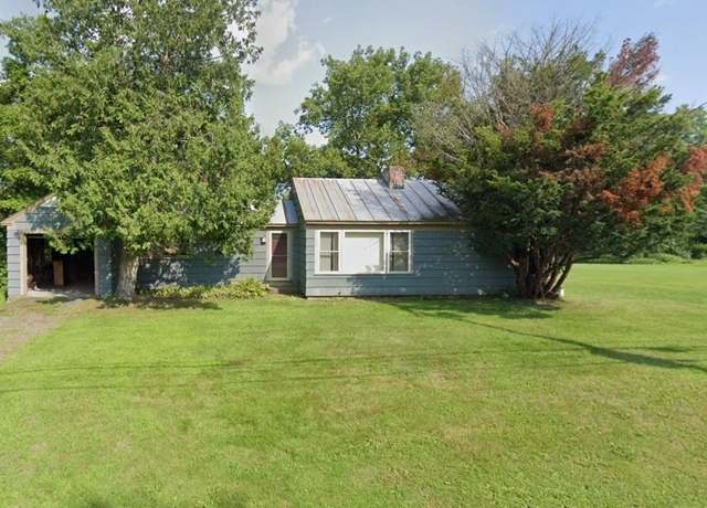 Property at 1857 Christian St, Hartford, VT 05001, 2 beds, 1 bath