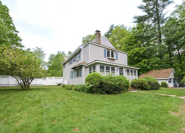 Property at 26 Main St, Sandown, NH 03873, 4 beds, 1.5 baths