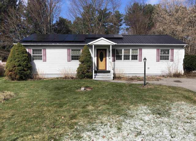 Property at 41 Woodcrest Cir, Milton, VT 05468, 3 beds, 1 bath