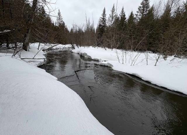 Property at 1974 The Bend Rd, Greensboro, VT 05841