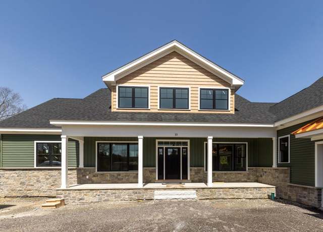 Property at 10 Shipwright Way, Newington, NH 03801, 4 beds, 4 baths