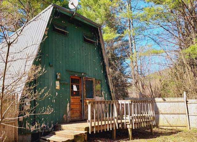 Property at 4594 Route 131, Weathersfield, VT 05151, 2 beds, 1 bath