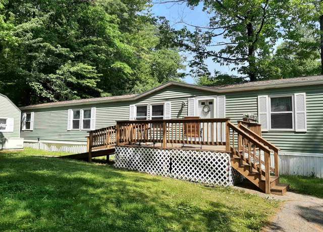 Property at 123 Fox Hill Ln, Conway, NH 03813, 2 beds, 2 baths