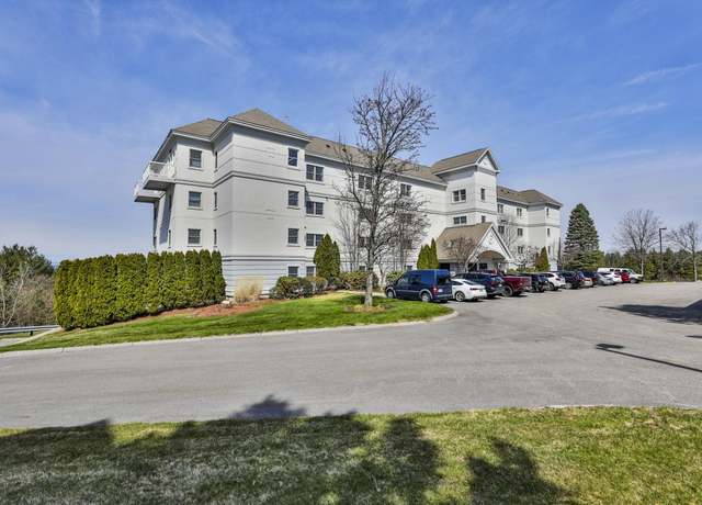 Property at 16 Mountain Laurels Dr #402, Nashua, NH 03062, 2 beds, 2.5 baths