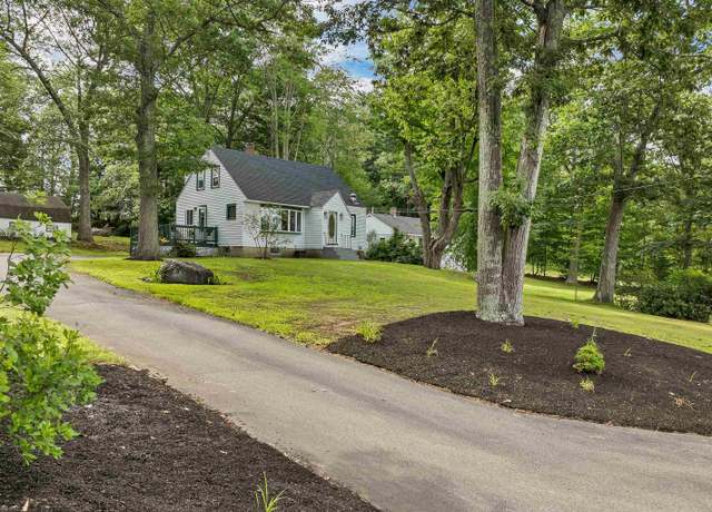Property at 305 Green St, Somersworth, NH 03878, 3 beds, 1.5 baths