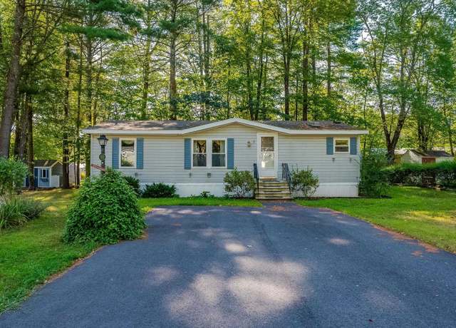 Property at 10 York Ct, Rochester, NH 03868, 2 beds, 1.5 baths