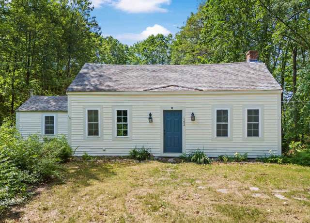 Property at 102 Green Rd, Raymond, NH 03077, 3 beds, 1 bath