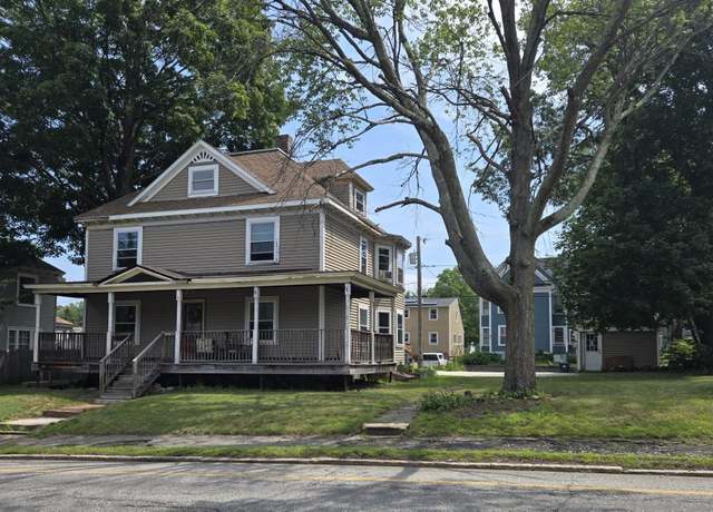Property at 841 Beech St, Manchester, NH 03104, 3 beds, 2.5 baths