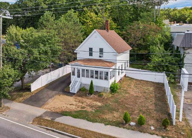 Property at 521 Union Ave, Laconia, NH 03296, 3 beds, 1.5 baths
