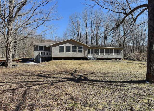 Property at 1290 North Rd, Hinesburg, VT 05461, 4 beds, 2.5 baths