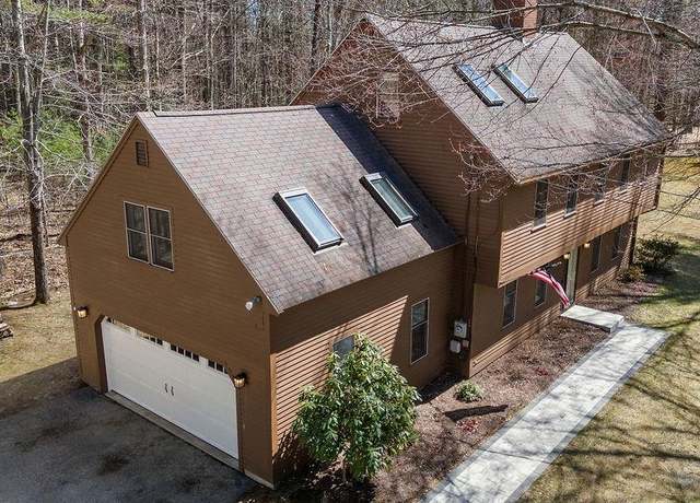 Property at 13 James Farm Rd, Lee, NH 03861, 3 beds, 2.5 baths