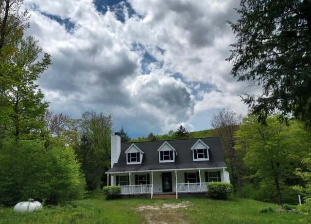 Property at 1040 Rue Madeline Rd, Readsboro, VT 05350, 3 beds, 2.5 baths