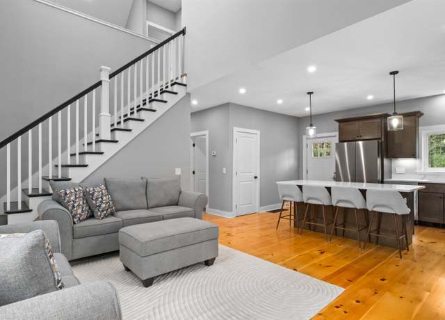 Property at 42 Smoke Rise Rd, New Hampton, NH 03256, 3 beds, 2.5 baths