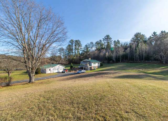 Property at 323 Barr Dr, Ryegate, VT 05069, 3 beds, 2 baths