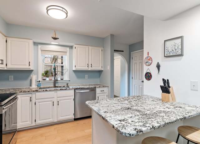 Property at 172 Woodbine by the Lk #3, Colchester, VT 05446, 2 beds, 1.5 baths