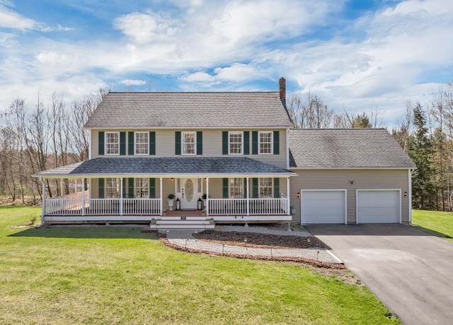 Property at 190 Greenview Dr, Loudon, NH 03307, 3 beds, 2.5 baths