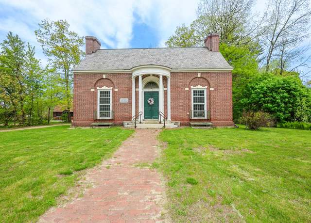 Property at 248 King St, Boscawen, NH 03303, 0.5 baths