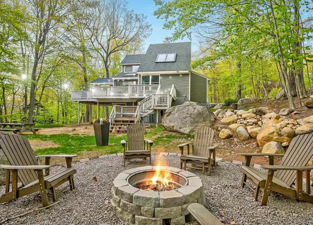 Property at 270 Beechnut Dr, Conway, NH 03860, 3 beds, 1.5 baths