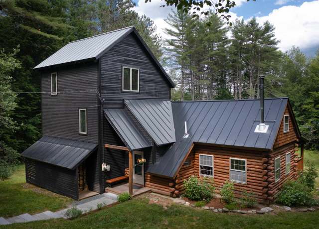 Property at 923 Gove Hill Rd, Thetford, VT 05075, 2 beds, 2.5 baths