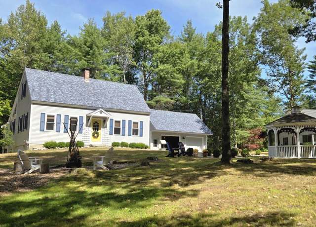 Property at 581 E Side Dr, Alton, NH 03810, 3 beds, 2 baths
