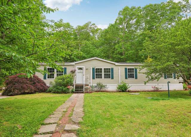 Property at 507 Chases Grove Rd, Derry, NH 03038, 3 beds, 2 baths