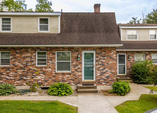 Property at 21 Old Colony Way Unit B5, Pittsford, VT 05763, 2 beds, 1.5 baths