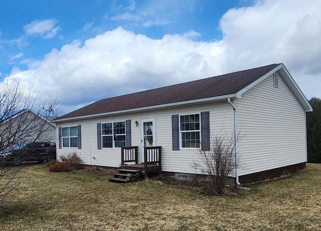 Property at 62 Country Way, Barre City, VT 05641, 3 beds, 2 baths