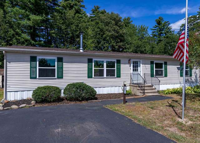 Property at 33 Goldrush Ln, Rochester, NH 03868, 3 beds, 2 baths